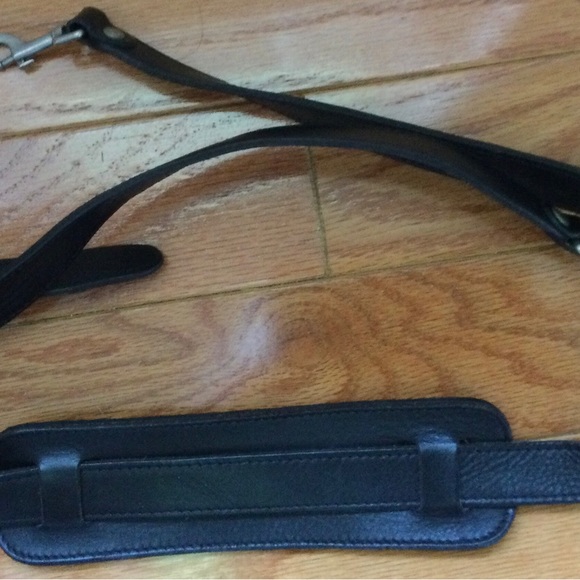 Hartmann Lombardi Pebble and Smooth Leather numbered briefcase - Picture 9 of 16